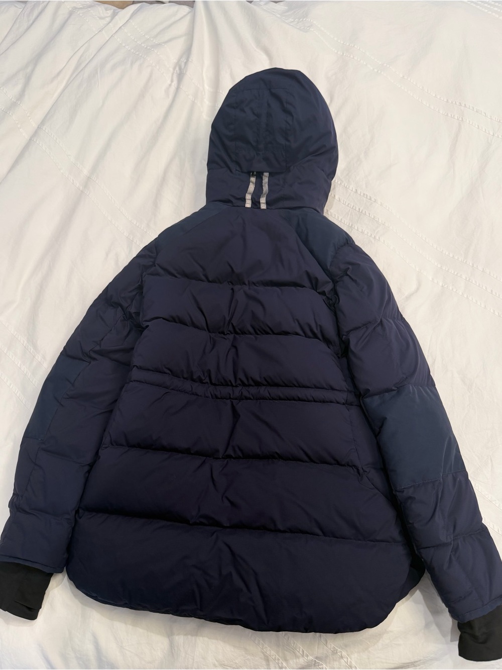 Canada Goose Jacket - Picture 11 of 16